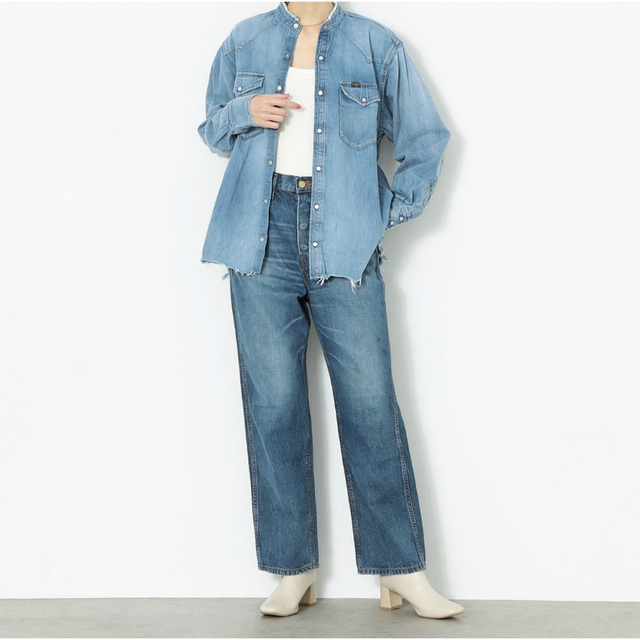 Lee(リー)のLEE THE DENIM  バックバックル ワイドワーク　デニムパンツ レディースのパンツ(デニム/ジーンズ)の商品写真