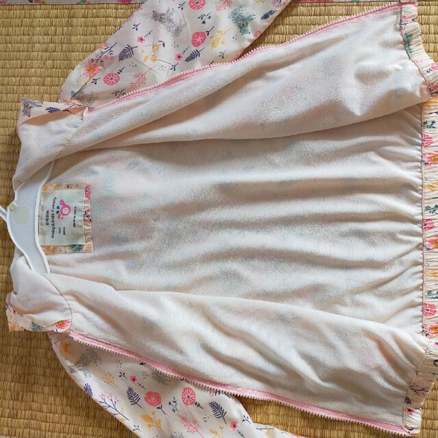 女の子　ジャケット　上着　春秋用 キッズ/ベビー/マタニティのキッズ服女の子用(90cm~)(ジャケット/上着)の商品写真