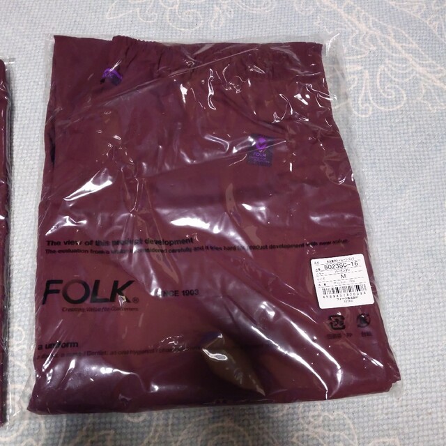 FOLK - スクラブ FOLK 未使用 バーガンディの通販 by 魅音|フォーク