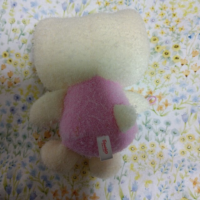 最終価格。キティ ぬいぐるみ
