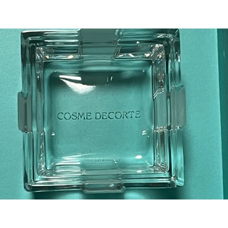 COSME DECORTE - ティファニープレゼントボックスクリスタル　　コスメデコルテ刻印