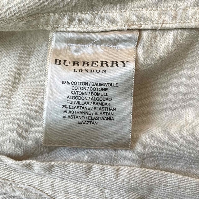 BURBERRY(バーバリー)の現行モデル♪バーバリーロンドン/デニムジャケット　ノバチェック　オフホワイト レディースのジャケット/アウター(テーラードジャケット)の商品写真