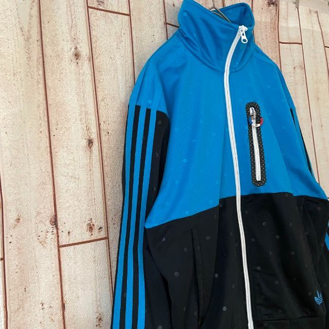 adidas(アディダス)の【トレフォイルロゴ】アディダス　ファイヤーバード　ブルゾン　水色　ドット メンズのトップス(ジャージ)の商品写真