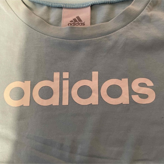 adidas(アディダス)のキッズＴシャツ キッズ/ベビー/マタニティのキッズ服男の子用(90cm~)(Tシャツ/カットソー)の商品写真