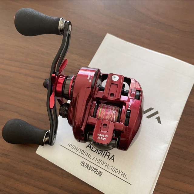 DAIWA(ダイワ)のダイワ 19ADMIRA(アドミラ) 100XH スポーツ/アウトドアのフィッシング(リール)の商品写真