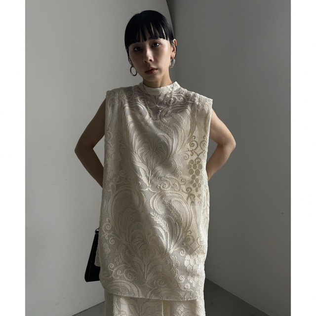 CHLOE BOX TUCK TOP アイボリー