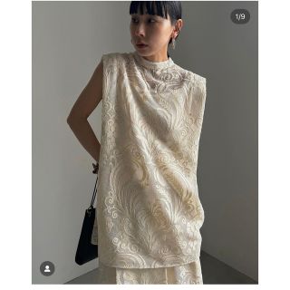 アメリヴィンテージ(Ameri VINTAGE)のCHLOE BOX TUCK TOP アイボリー(カットソー(半袖/袖なし))