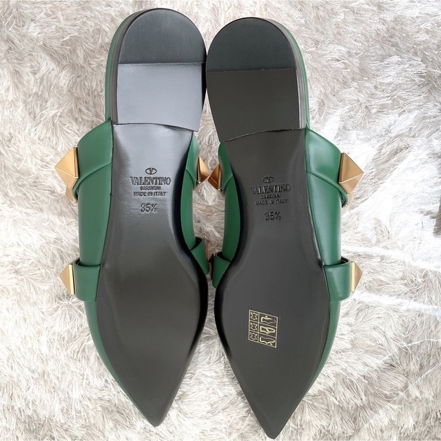 VALENTINO ヴァレンティノ　スタッズ　フラットミュール　パンプス　現行品