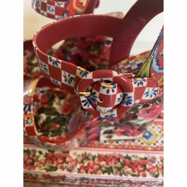 DOLCE&GABBANA(ドルチェアンドガッバーナ)の美品✨Dolce&Gabbanaサンダル レディースの靴/シューズ(サンダル)の商品写真