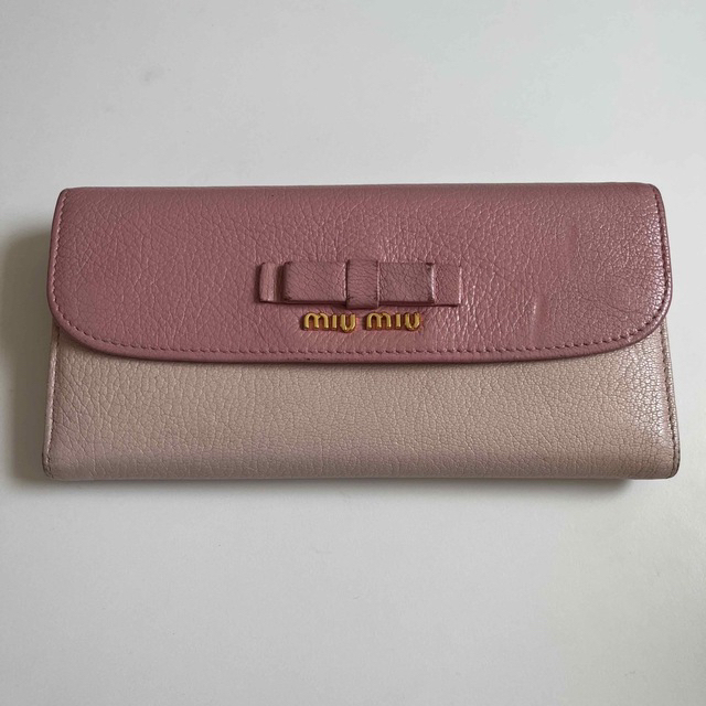 miumiu(ミュウミュウ)のミュウミュウMIUMIU長財布【値下げしました！】 レディースのファッション小物(財布)の商品写真