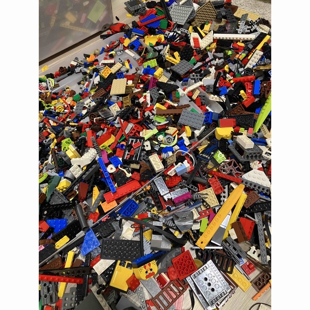 Lego(レゴ)のLEGO 大量 まとめ売り 11.5kg  フィギュア レゴ  ブロック 値下げ キッズ/ベビー/マタニティのおもちゃ(積み木/ブロック)の商品写真