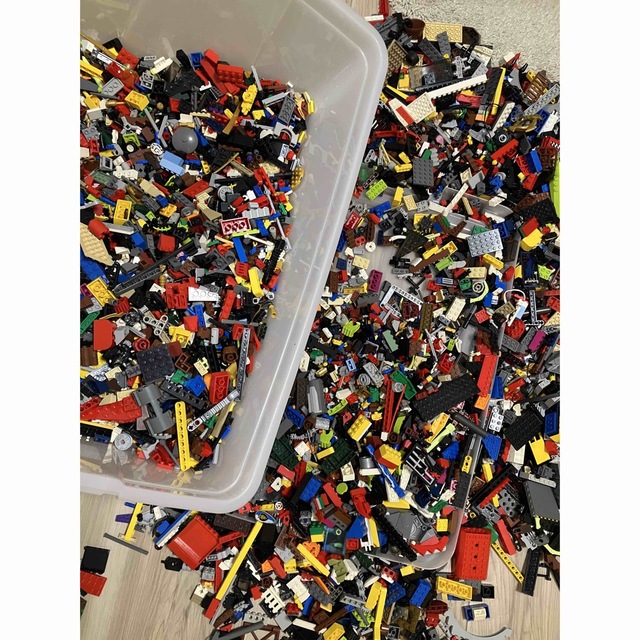 Lego(レゴ)のLEGO 大量 まとめ売り 11.5kg  フィギュア レゴ  ブロック 値下げ キッズ/ベビー/マタニティのおもちゃ(積み木/ブロック)の商品写真