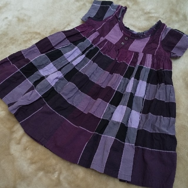 BURBERRY(バーバリー)の専用です☆バーバリー ワンピース 4Y キッズ/ベビー/マタニティのキッズ服女の子用(90cm~)(ワンピース)の商品写真