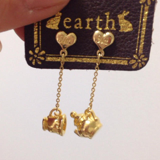 earth music & ecology(アースミュージックアンドエコロジー)のearth×けいおんピアス♡ レディースのアクセサリー(ピアス)の商品写真