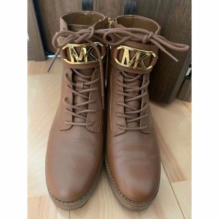 Michael Kors - 【新品未使用】 マイケルコース モノグラム スタッズ