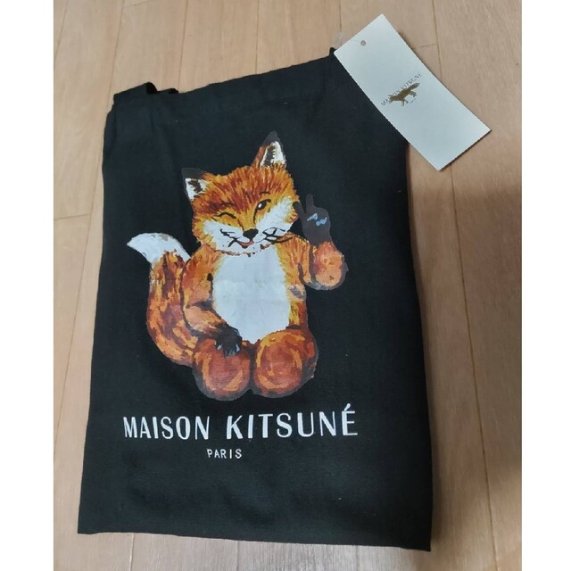 MAISON KITSUNE'(メゾンキツネ)のMAISON KITSUNE メゾンキツネ●トートバッグ 黒●中古 レディースのバッグ(トートバッグ)の商品写真