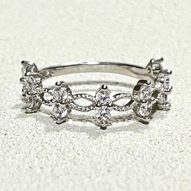 ☆11号☆　ジルコニア∗∗ファッションリング レディースのアクセサリー(リング(指輪))の商品写真