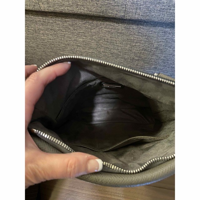 最安値に挑戦】 美品 HugoBoss メンズ ショルダーバッグ