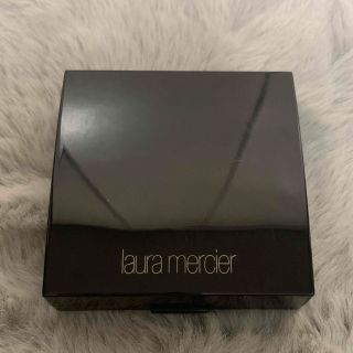 ローラメルシエ(laura mercier)のローラ メルシエ フェイスイルミネーター　ディボーション(フェイスカラー)