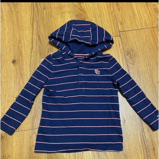 TOMMY HILFIGER(トミーヒルフィガー)の美品　Tommy トップス キッズ/ベビー/マタニティのキッズ服男の子用(90cm~)(Tシャツ/カットソー)の商品写真