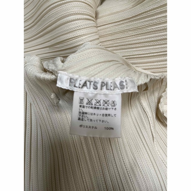 PLEATS PLEASE ISSEY MIYAKE(プリーツプリーズイッセイミヤケ)のイッセイミヤケ　プリーツプリーズ　ワンピース レディースのワンピース(ひざ丈ワンピース)の商品写真