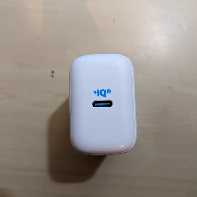 Anker(アンカー)のAnker PowerPort III 65W Pod スマホ/家電/カメラのスマホアクセサリー(その他)の商品写真