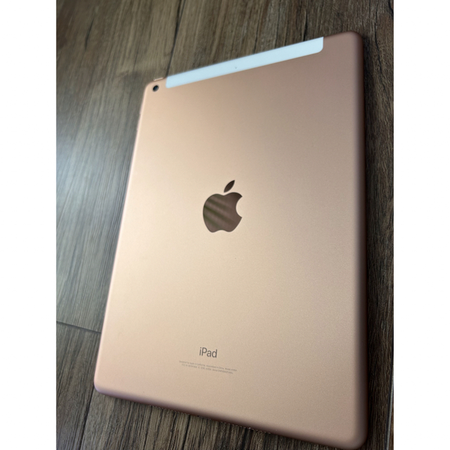 iPad(アイパッド)のGW値下げ中‼️【美品】ipad第6世代　32GB simフリー★ローズゴールド スマホ/家電/カメラのPC/タブレット(タブレット)の商品写真