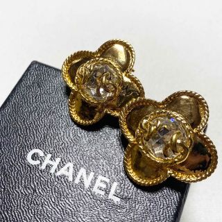 シャネル(CHANEL)のCHANEL vintage ココマークフラワーモチーフイヤリング　クローバー(イヤリング)