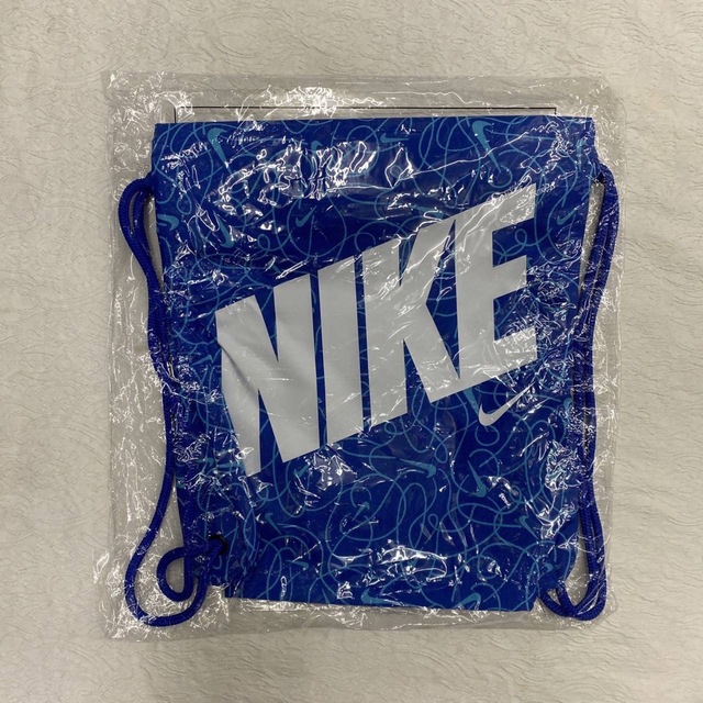 NIKE(ナイキ)のNIKEナップサック ランニング ヨガ ピラティス 競泳 ジム  プール 部活 レディースのバッグ(リュック/バックパック)の商品写真