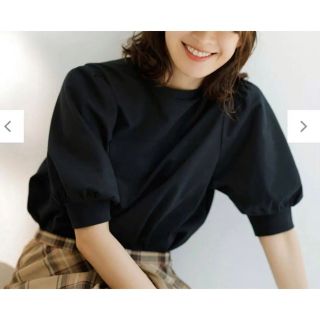 アンダーアーマー(UNDER ARMOUR)の☆新品、未使用品☆23区　エディダーズ　パフスリーブTシャツ(Tシャツ(半袖/袖なし))