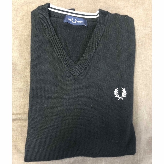 FRED PERRY(フレッドペリー)の【即日‼︎送料無料】フレッドペリー Ｖウール ニット S メンズのトップス(ニット/セーター)の商品写真