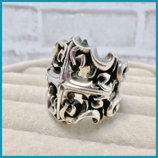 DEAL DESIGN ROYAL LILY RING