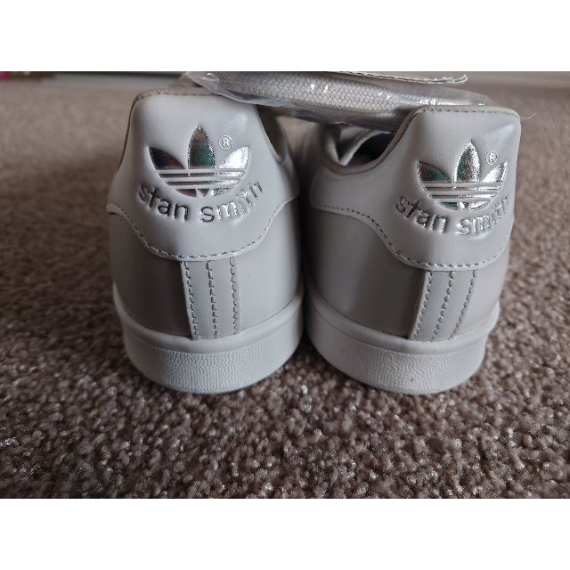 adidas(アディダス)の新品未使用adidas アディダス STAN SMITH BY FX1030 レディースの靴/シューズ(スニーカー)の商品写真