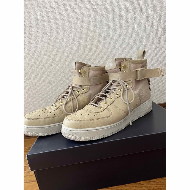 NIKE(ナイキ)のNIKE　[SF(スペシャルフィールド) AF1(エアフォース1)]！レアサイズ メンズの靴/シューズ(スニーカー)の商品写真