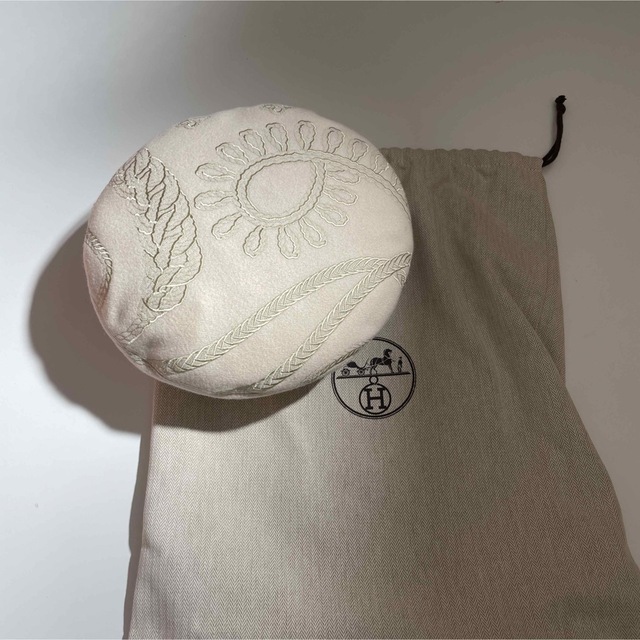 新作 エルメス HERMES フィネスのベレ・サントノレ 帽子 ベレー帽56 新作 エルメス HERMES フィネスのベレ・サントノレ 帽子 ベレー帽56