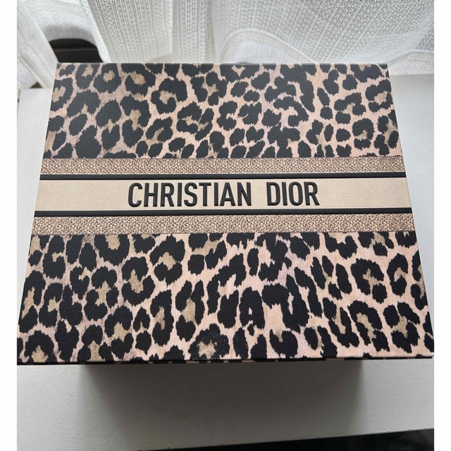 Christian Dior(クリスチャンディオール)のクリスチャンディオール　ミッツァコレクション　レオパード柄　箱 インテリア/住まい/日用品のインテリア小物(小物入れ)の商品写真