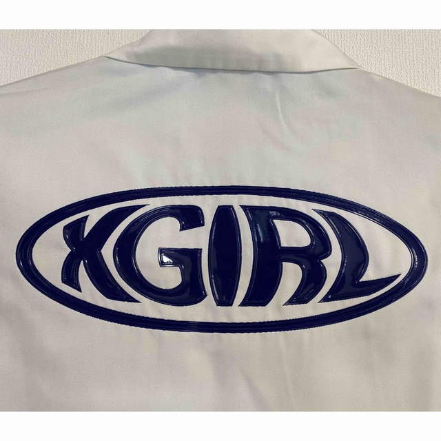 X-girl(エックスガール)の正規店購入 新品 X-girl 半袖シャツ ホワイト サイズ2 レディースのトップス(シャツ/ブラウス(半袖/袖なし))の商品写真