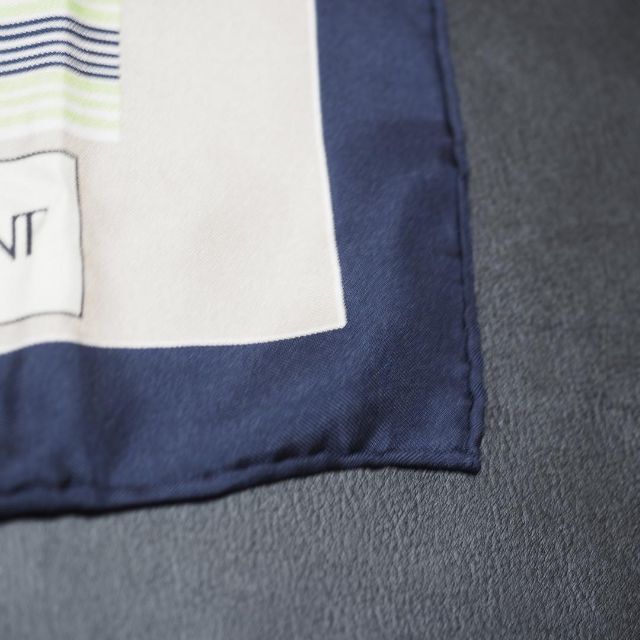 Yves Saint Laurent(イヴサンローラン)の【 YSL 】 イヴ サン ローラン スカーフ ① レディースのファッション小物(バンダナ/スカーフ)の商品写真