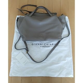 ジャンニキャリーニ(GIANNI CHIARINI)の【GIANNI CHIARINI】 オリガミ M  グレージュ(ハンドバッグ)