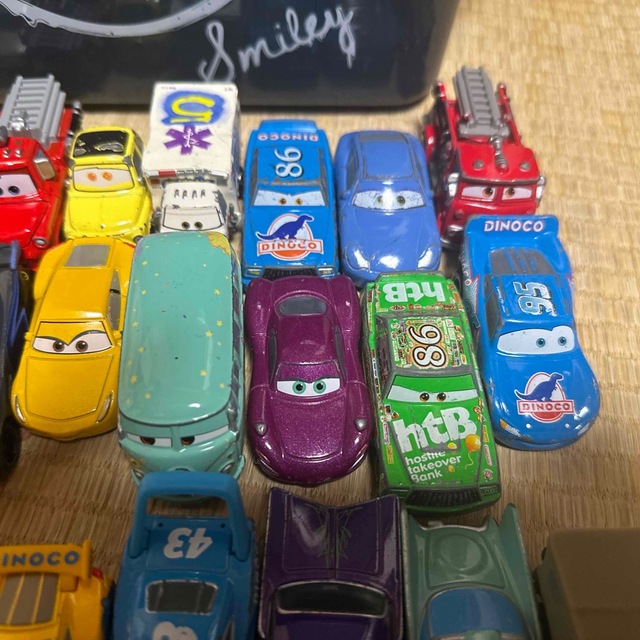 トミカ カーズ トミカ カーズ