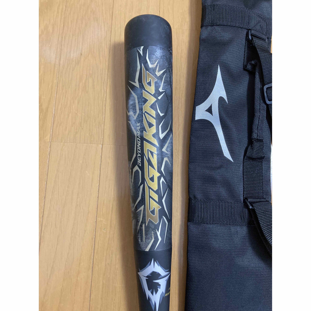 MIZUNO(ミズノ)のビヨンドマックス　ギガキング　83cm 700g スポーツ/アウトドアの野球(バット)の商品写真