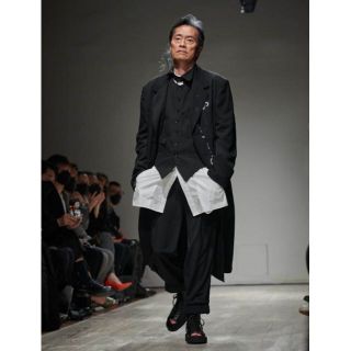 ヨウジヤマモト(Yohji Yamamoto)のヨウジヤマモトオム　23ssノーカラーシャツ(シャツ)