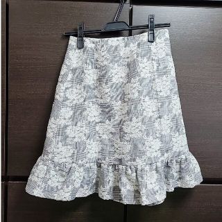 トッコクローゼット(TOCCO closet)のtocco closet 花柄スカート(ひざ丈スカート)