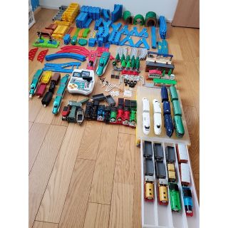 タカラトミー(Takara Tomy)のプラレール一式(鉄道模型)