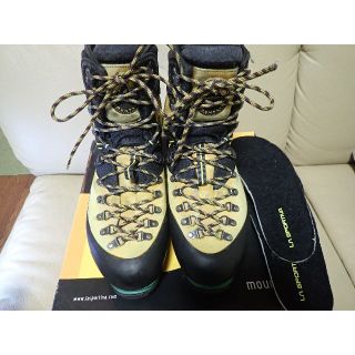 スポルティバ(LA SPORTIVA)のスポルティバ ネパール EVO 43 サイズEUR43 27.6cm 登山靴　冬(登山用品)