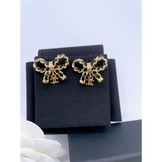 シャネル 新作 ピアスの通販 100点以上 | CHANELのレディースを買う
