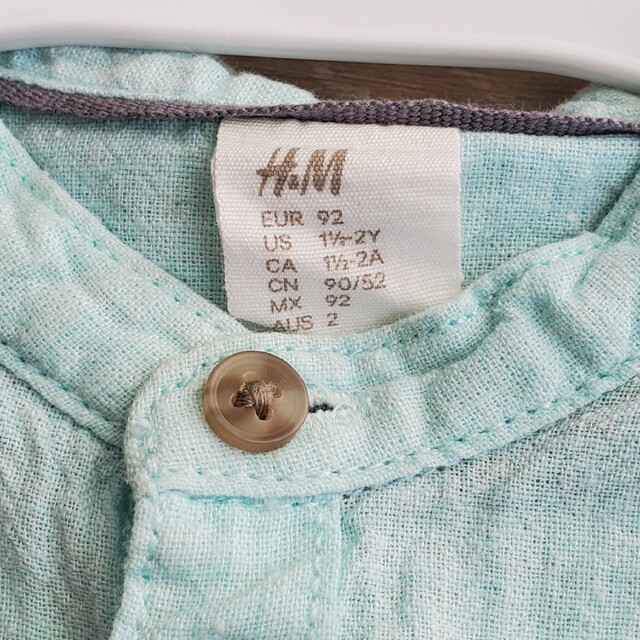 H&H(エイチアンドエイチ)のH&M セットアップ EUR92 キッズ/ベビー/マタニティのキッズ服男の子用(90cm~)(ドレス/フォーマル)の商品写真
