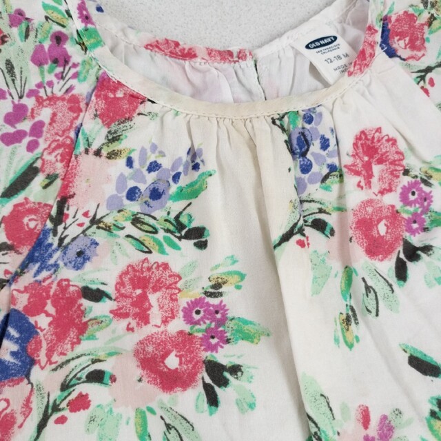 Old Navy(オールドネイビー)の花柄ワンピース キッズ/ベビー/マタニティのベビー服(~85cm)(ワンピース)の商品写真