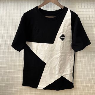 エフシーアールビー(F.C.R.B.)の【F.C.Real Bristol】Tシャツ(BIG STAR TEE)(Tシャツ/カットソー(半袖/袖なし))