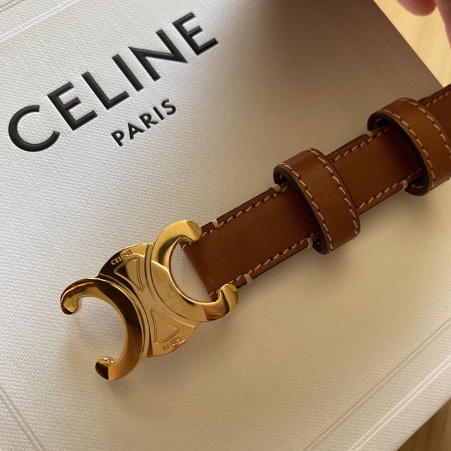 celine(セリーヌ)のはむ様　セリーヌ  スモールトリオンフ　ベルト レディースのファッション小物(ベルト)の商品写真